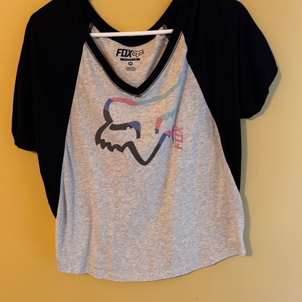 Fox Women's Black and Gray Short Sleeve Tee